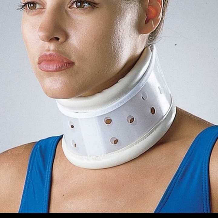 penyangga leher Cervical Collar relief neck collar keiko medika alkes